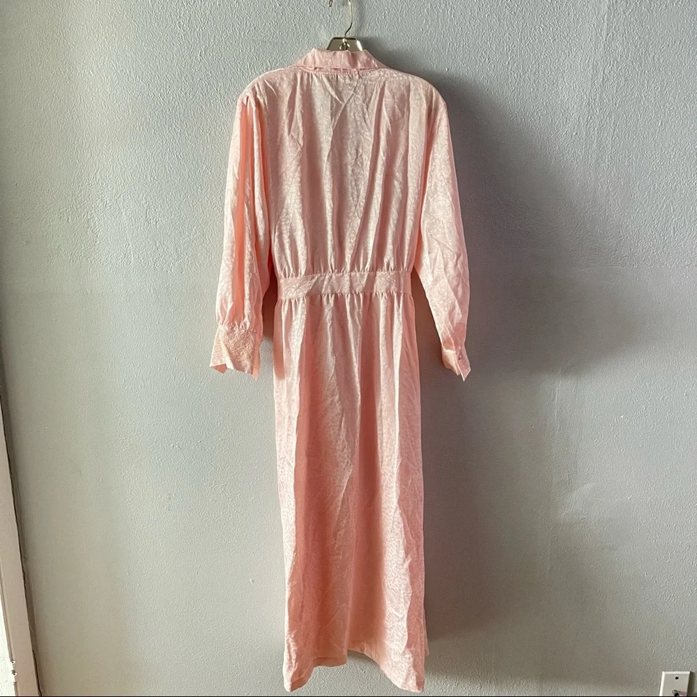 Vintage Victoria’s Secret Gold Label Robe - Picture 4 of 7